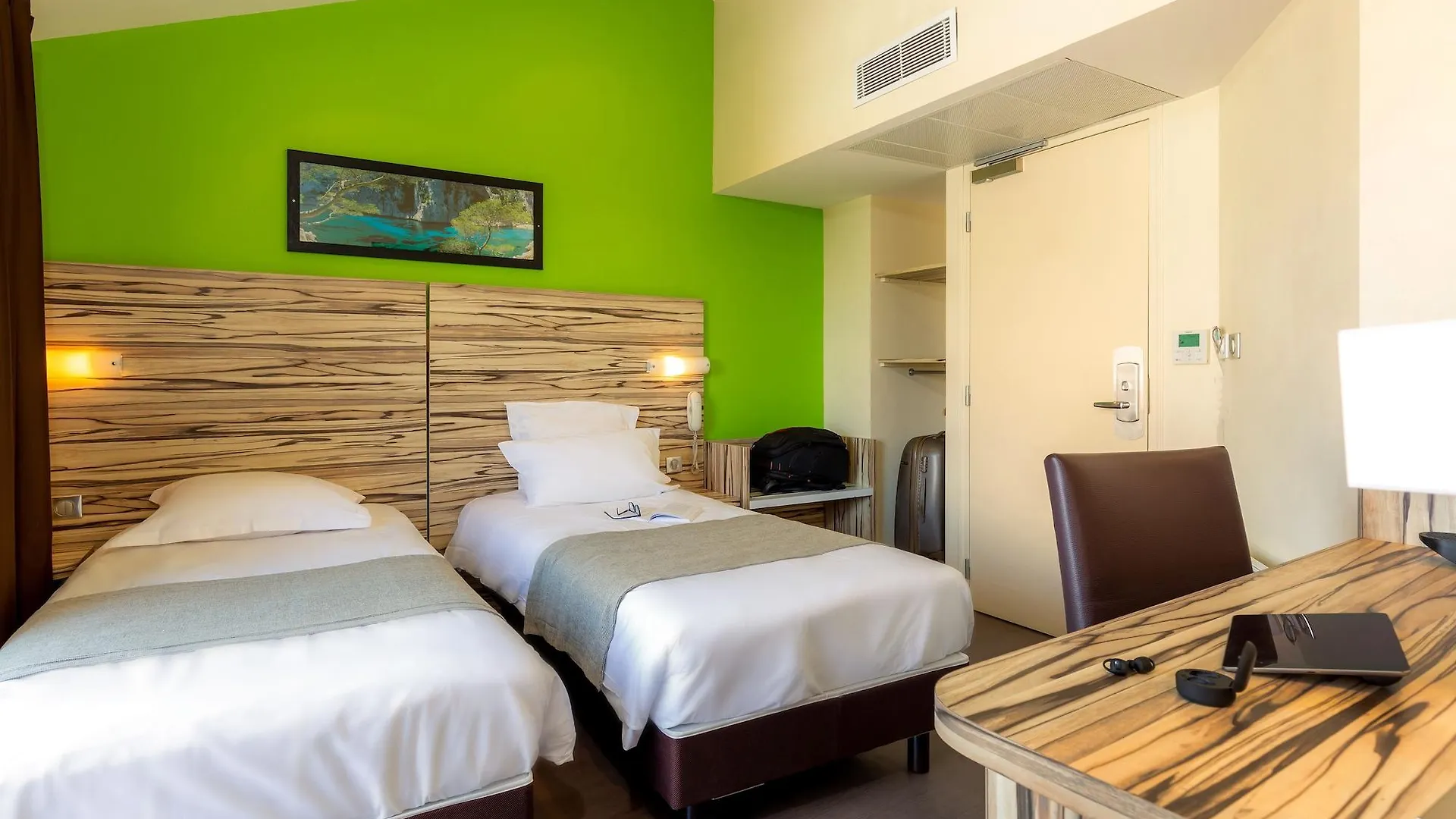 Hotel Terminus Saint-Charles Marseille 3*,  France
