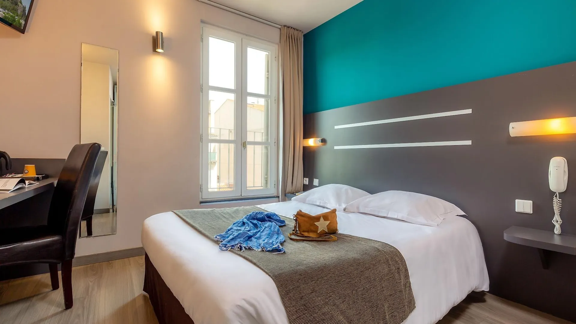 Hotel Terminus Saint-Charles Marseille 3*,