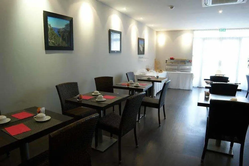 ***  Hotel Terminus Saint-Charles Marseille France