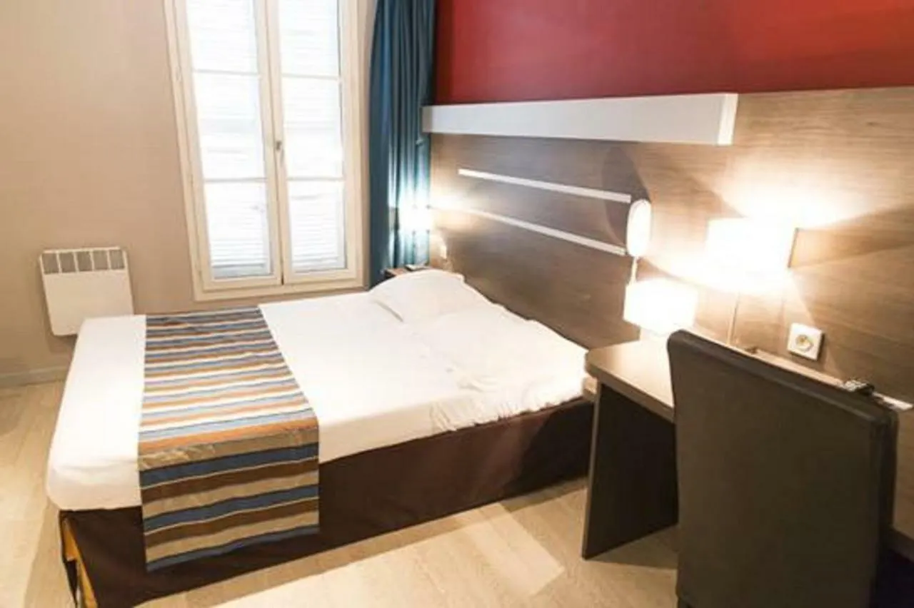 Hotel Terminus Saint-Charles Marseille 3*,