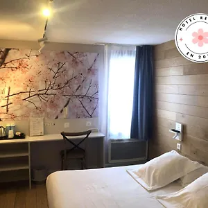 https://logis-les-loges.inbrittany.com