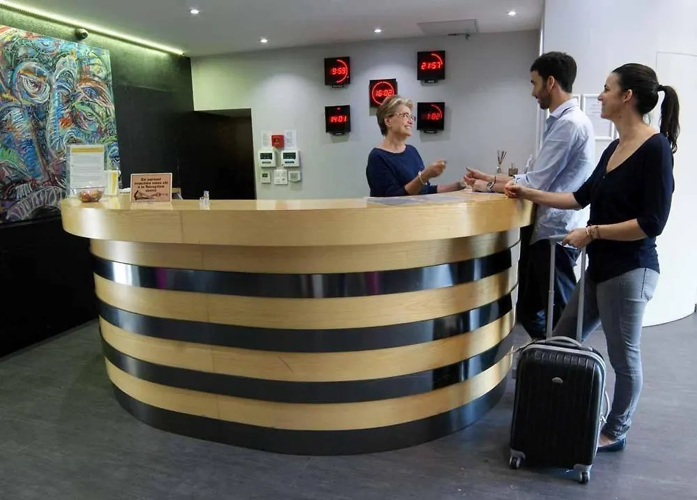 Hotel Terminus Saint-Charles Marseille 3*,